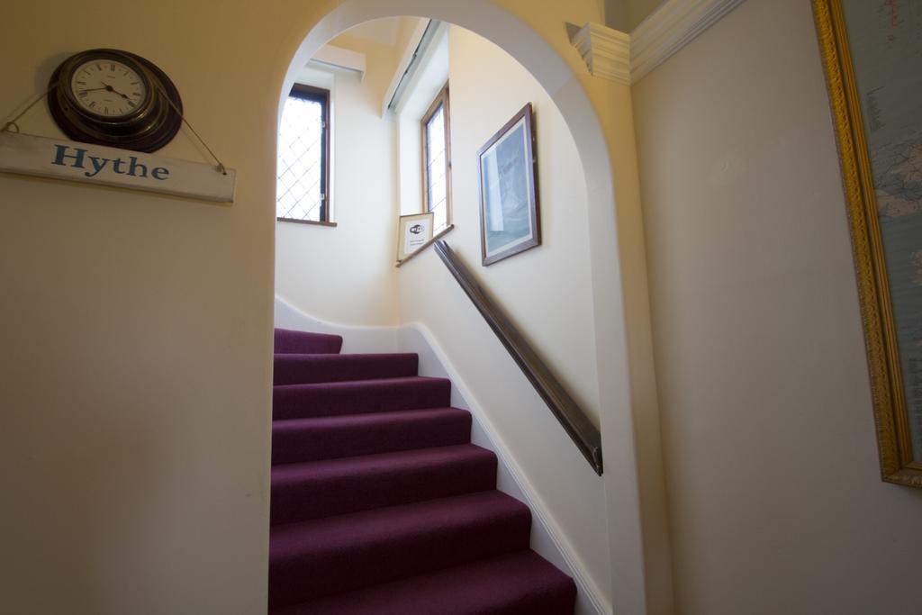 Fern Lodge Guesthouse ハイス エクステリア 写真