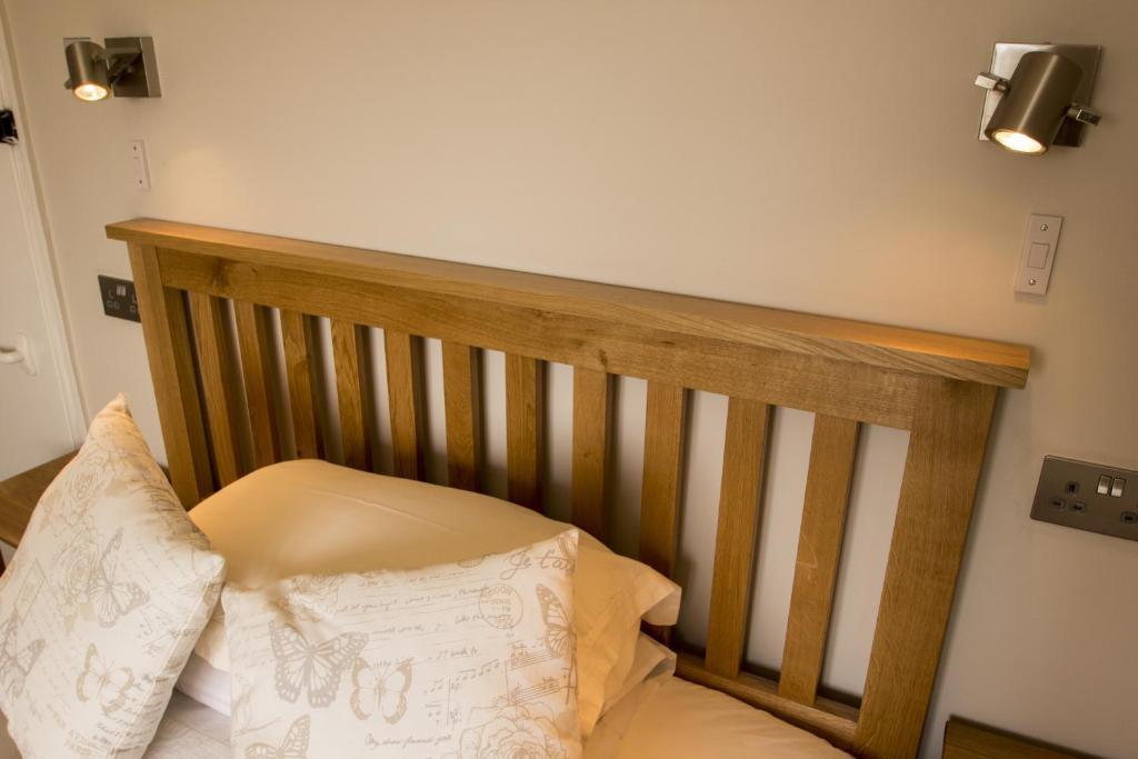 Fern Lodge Guesthouse ハイス エクステリア 写真