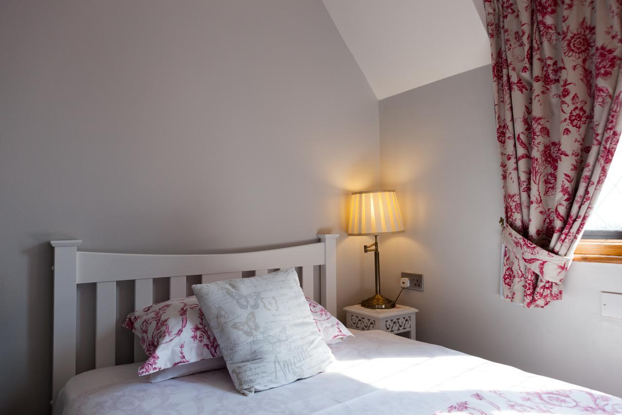 Fern Lodge Guesthouse ハイス エクステリア 写真