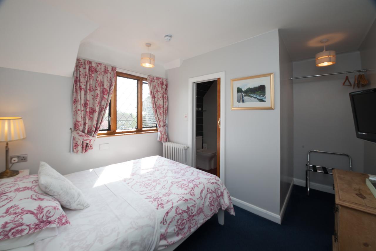 Fern Lodge Guesthouse ハイス エクステリア 写真