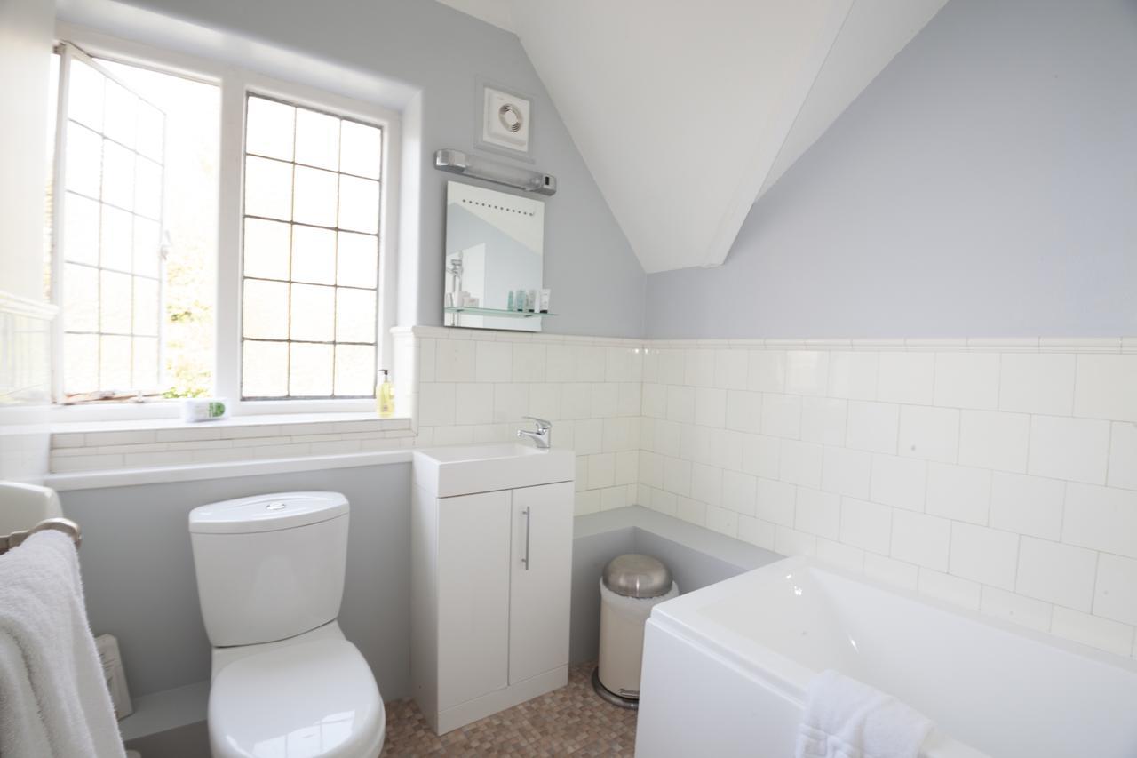 Fern Lodge Guesthouse ハイス エクステリア 写真