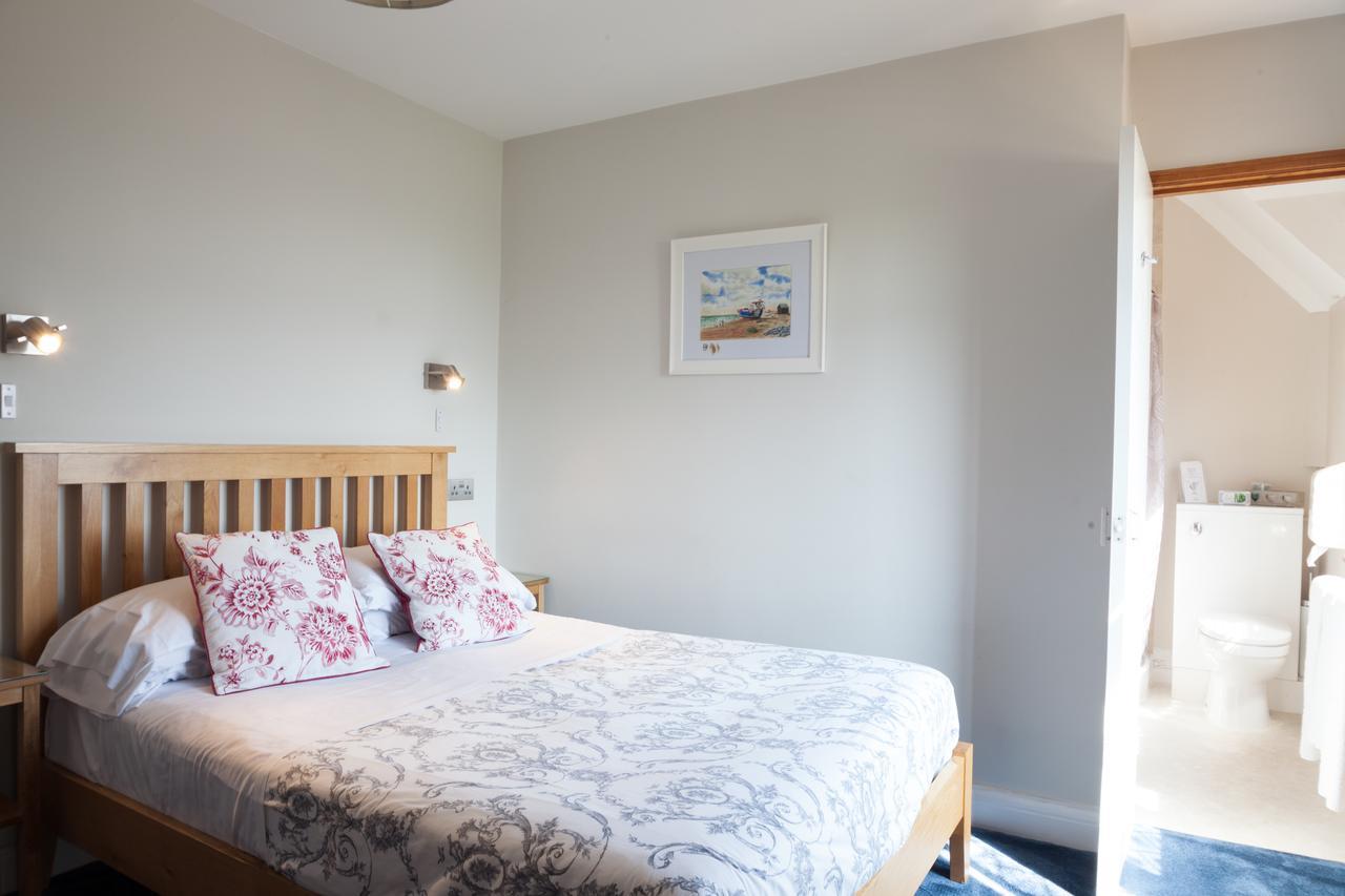 Fern Lodge Guesthouse ハイス エクステリア 写真