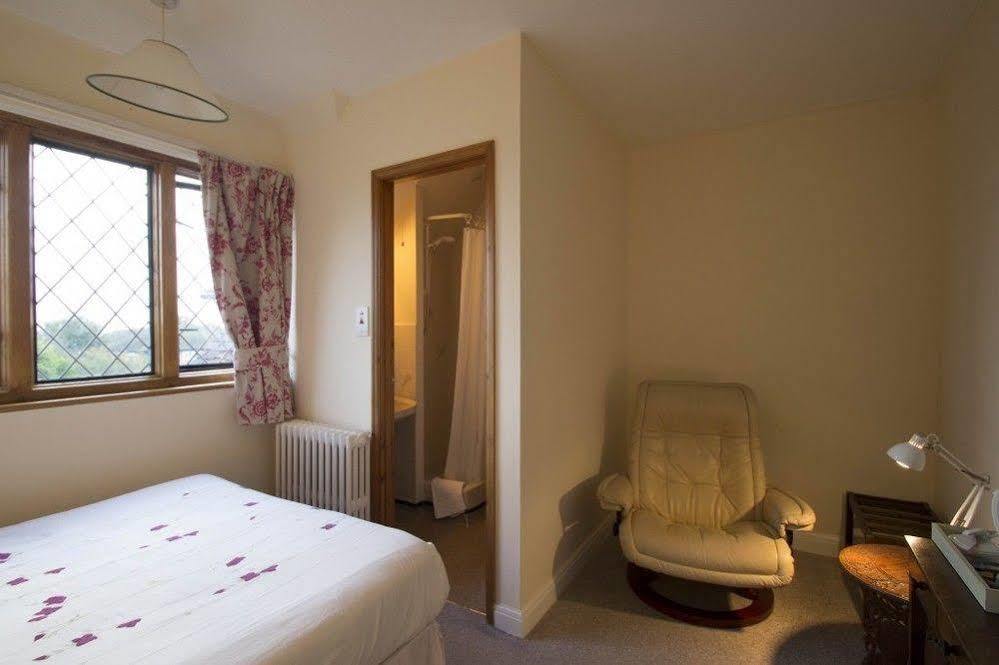 Fern Lodge Guesthouse ハイス エクステリア 写真