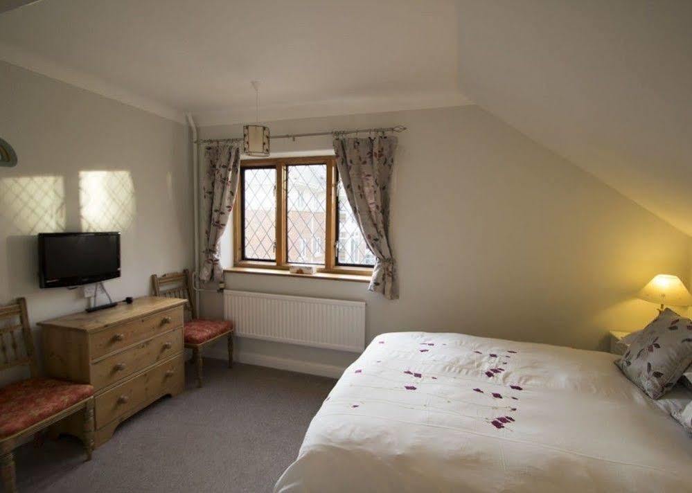 Fern Lodge Guesthouse ハイス エクステリア 写真