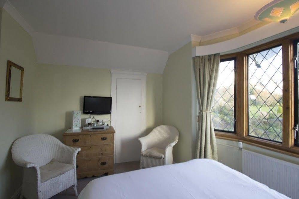 Fern Lodge Guesthouse ハイス エクステリア 写真