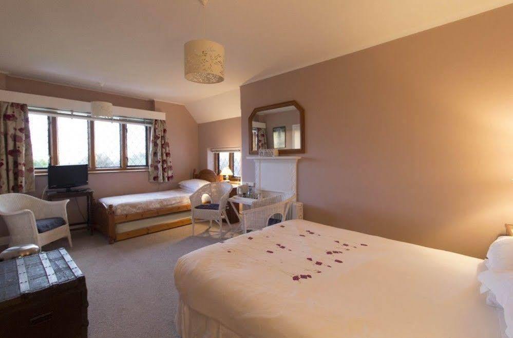 Fern Lodge Guesthouse ハイス エクステリア 写真