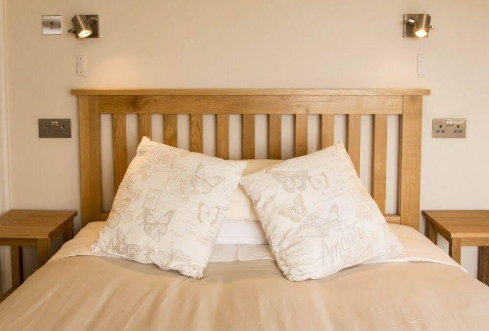 Fern Lodge Guesthouse ハイス エクステリア 写真